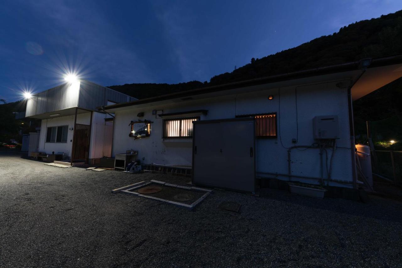 箱根湯本 川風荘 - Hakone Yumoto Kawakazesou Apartment Luaran gambar