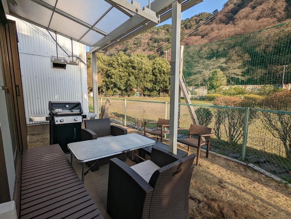 箱根湯本 川風荘 - Hakone Yumoto Kawakazesou Apartment Luaran gambar